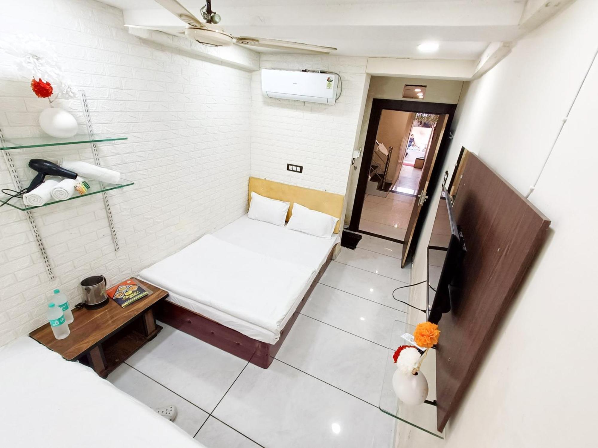 Hotel S Tower อุจเจน ภายนอก รูปภาพ